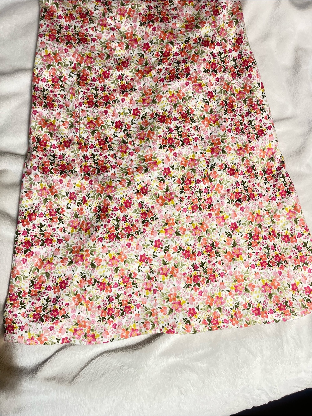 Ronni Nicole Floral Sleeveless Mini Shift Dress - Picture 4 of 8